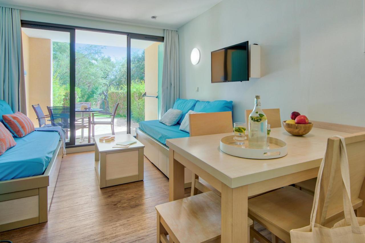 Residence Pierre & Vacances Les Parcs De Grimaud Bagian luar foto