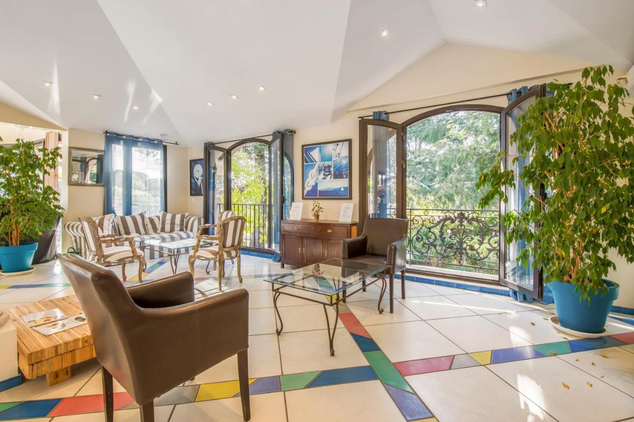 Residence Pierre & Vacances Les Parcs De Grimaud Bagian luar foto