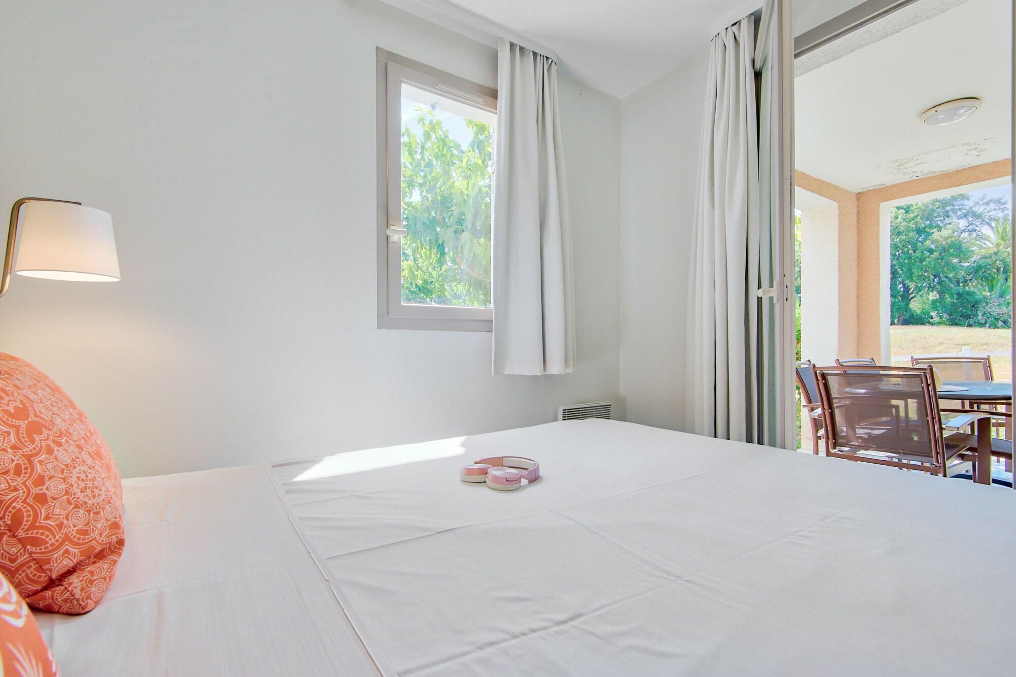 Residence Pierre & Vacances Les Parcs De Grimaud Bagian luar foto