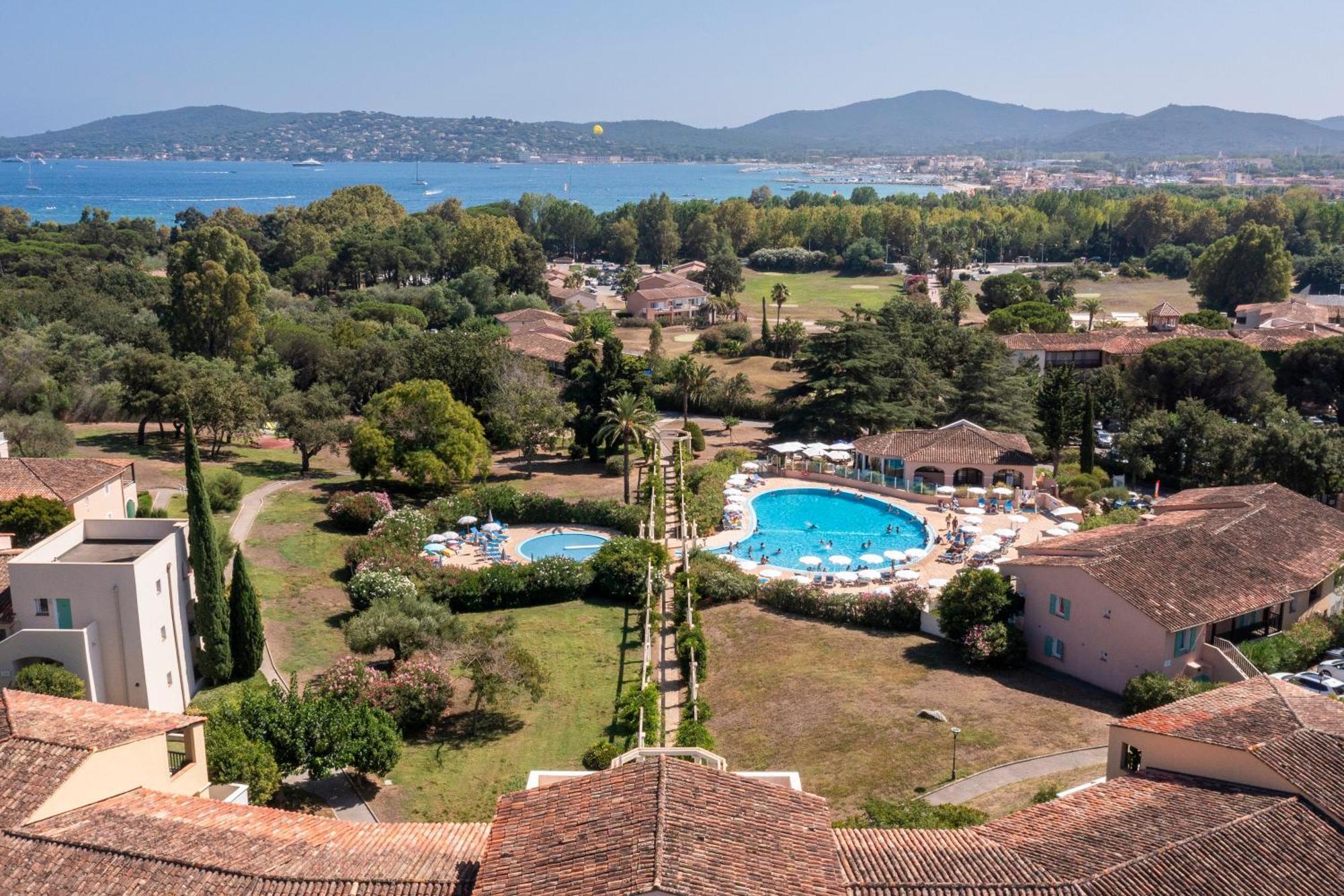 Residence Pierre & Vacances Les Parcs De Grimaud Bagian luar foto