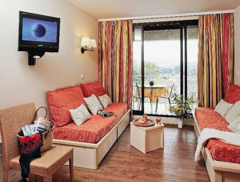 Residence Pierre & Vacances Les Parcs De Grimaud Bagian luar foto